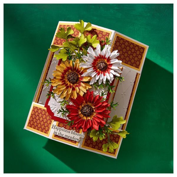 Spellbinders Etched Dies - Through the Meadow Collection - Painted Daisy and Ladybugs (by Susan Tierney-Cockburn) S5-660